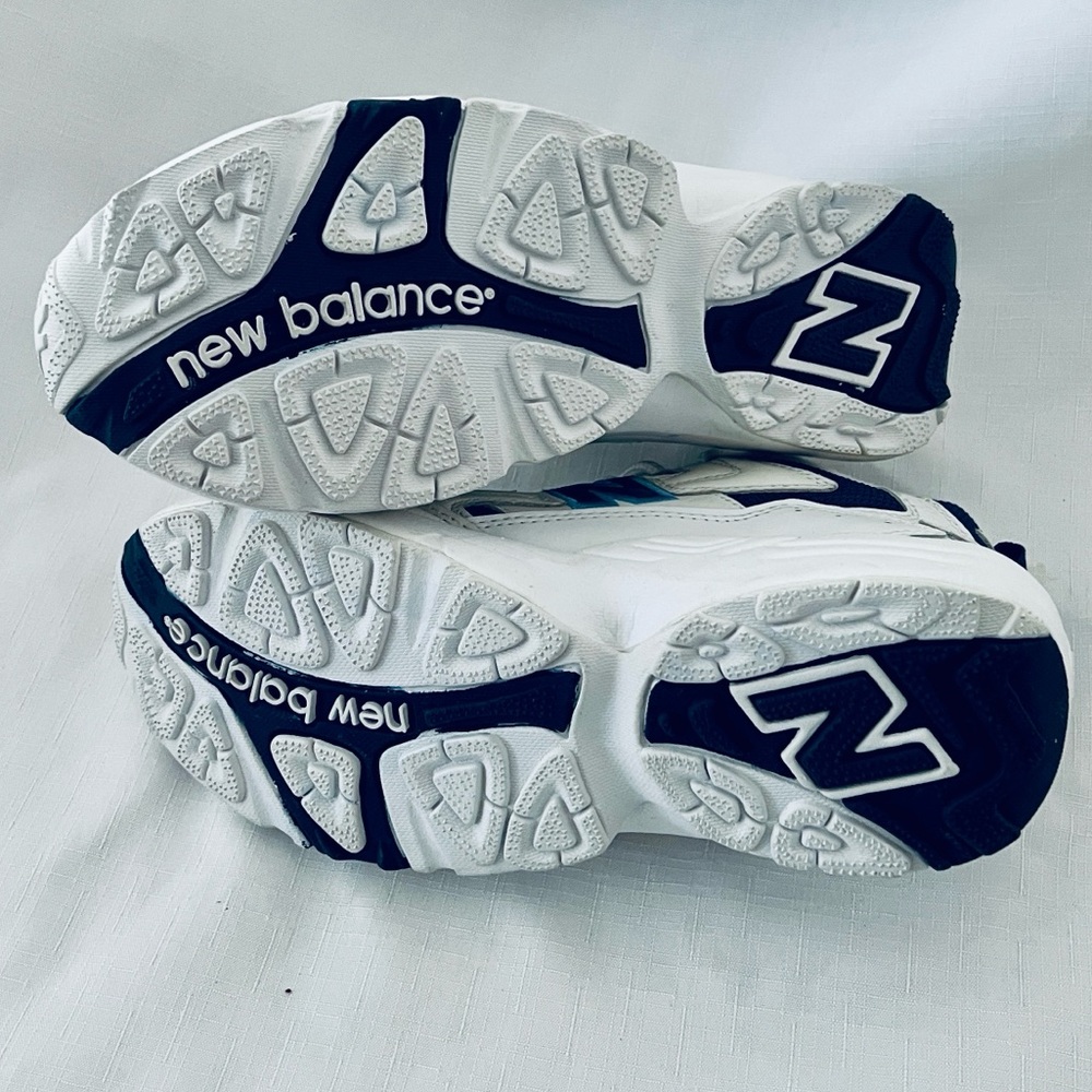 New Balance 606~Cross Trainer / Like New / Blue & White - Picture 6 of 10